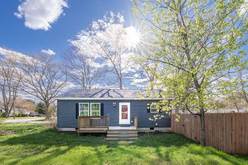 7 Davis Street, Brunswick, ME, 04011 | Card Image