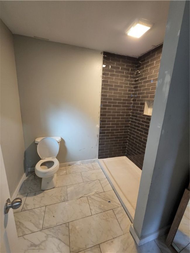 219 W Steuben St, Home with 0 bedrooms, 0 bathrooms and null parking in Crafton PA | Image 6