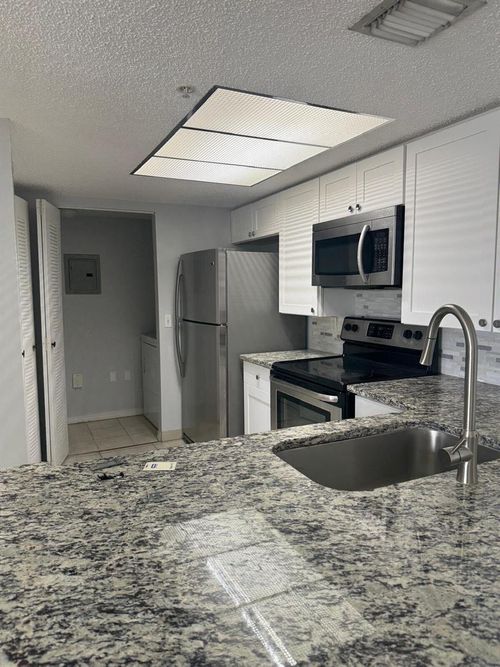 308-5045 Wiles Rd, Coconut Creek, FL, 33073-4210 | Card Image