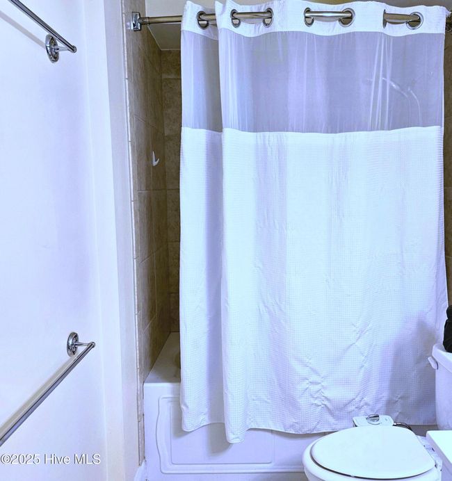 2nd Bathroom Shower Curtain CLOSED | Image 37