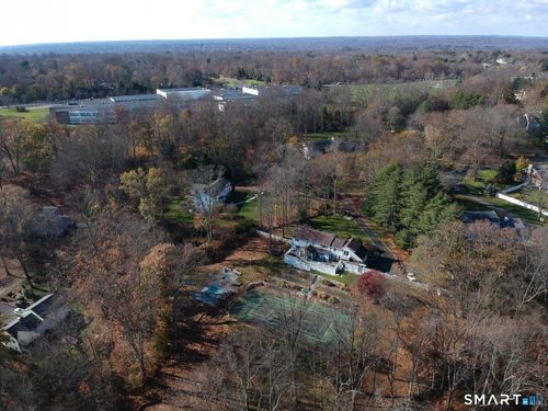 6 Fox Run Ln, Westport, CT, 06880-4014 | Card Image