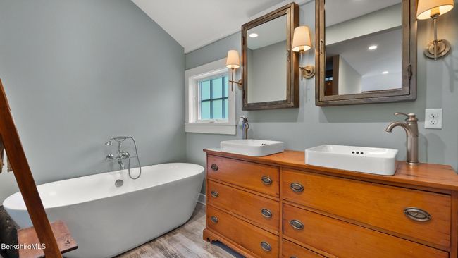8 Yale Hill Rd, House other with 4 bedrooms, 4 bathrooms and null parking in Stockbridge MA | Image 28