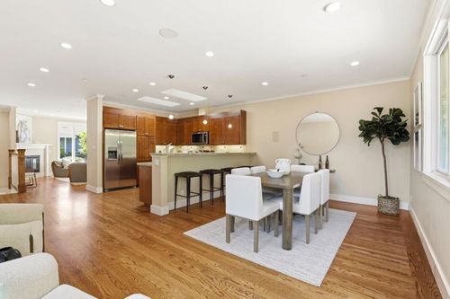 1242 Aspen Dr, Pacifica, CA, 94044-3717 | Card Image