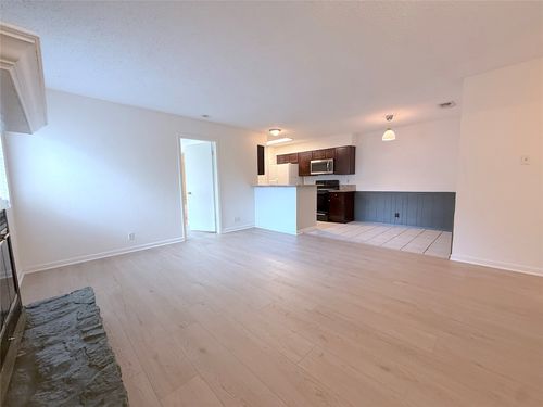a-9900 Hundred Oaks Cir, Austin, TX, 78750-4234 | Card Image