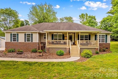 1174 Mocksville Hwy, Statesville, NC, 28625-8282 | Card Image