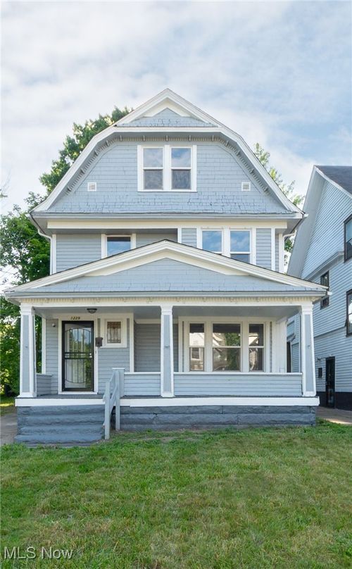 1229 Melbourne Rd, East Cleveland, OH, 44112-4136 | Card Image