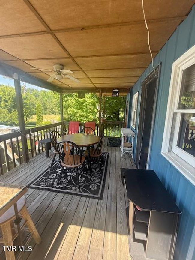 123 Mcmahan Gibbs Rd, House other with 2 bedrooms, 2 bathrooms and null parking in Roan Mountain TN | Image 33