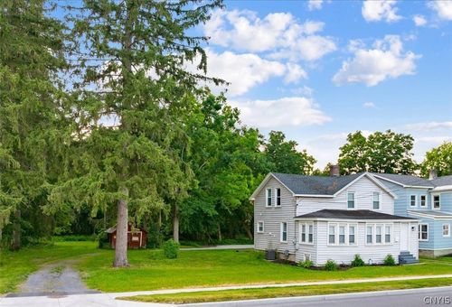 16 Meadow St, Clinton, NY, 13323-1618 | Card Image