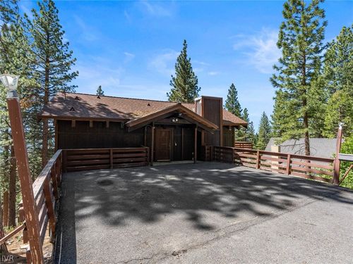557 Knotty Pine Dr, Incline Village, NV, 89451-8407 | Card Image