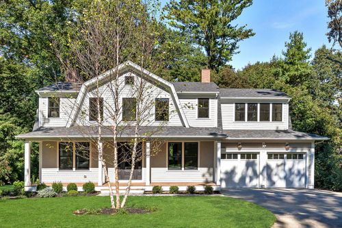 39 Macarthur Rd, Wellesley, MA, 02482 | Card Image