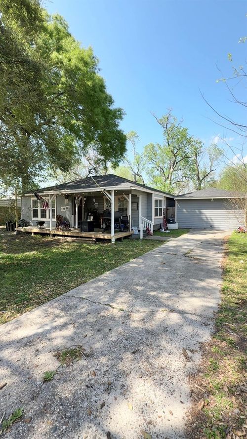 508 Clear Lake Rd, Highlands, TX, 77562-3644 | Card Image