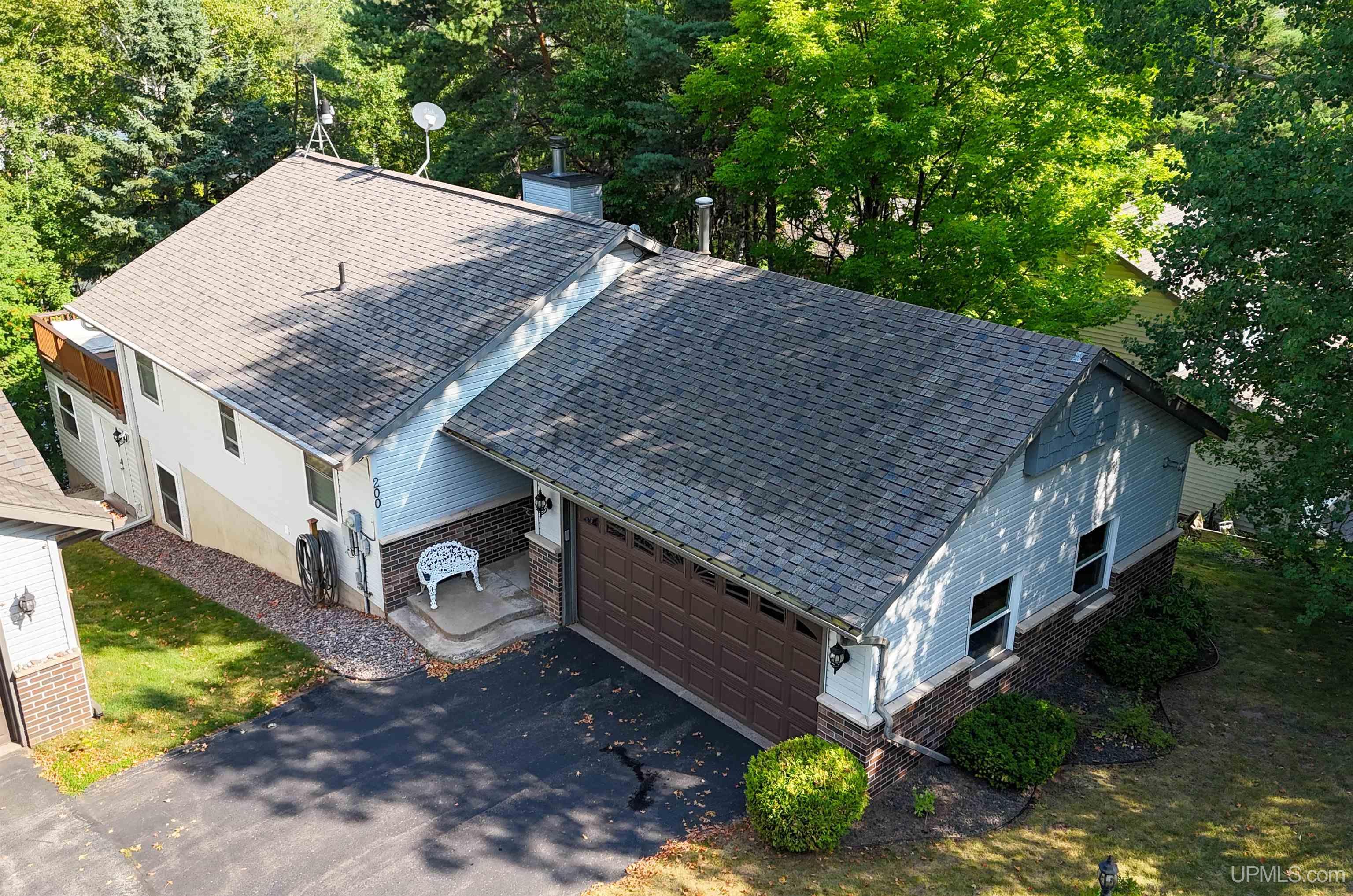 Birchridge Dr, Marquette, MI 49855