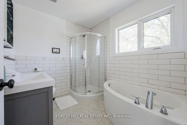 193 Lakewood Dr, House other with 5 bedrooms, 4 bathrooms and 6 parking in Oakville ON | Image 35