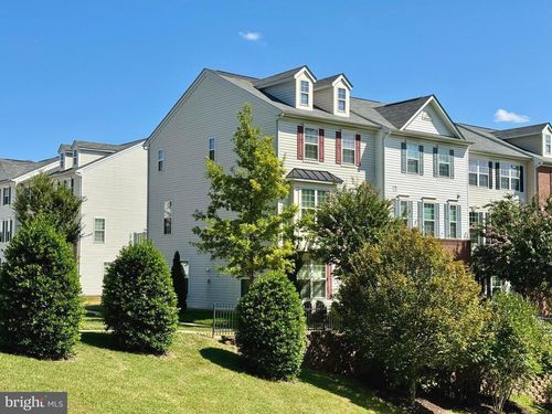 18322 Woodhouse Ln, GERMANTOWN, MD, 20874-4109 | Card Image