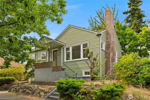 8311 3rd Ave Nw, Seattle, WA, 98117-3102 | Card Image