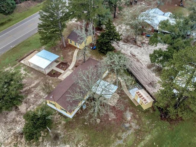 921 S Market St, House other with 3 bedrooms, 2 bathrooms and 4 parking in Grapeland TX | Image 32