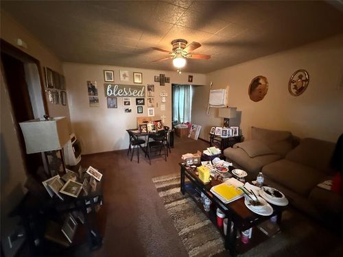 406 S Pine Street, Guthrie, OK, 73044 | Card Image
