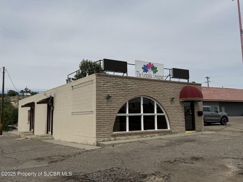 4002 E Main St, Farmington, NM, 87402-8728 | Card Image