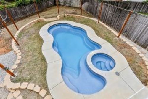 3910 Kingsferry Ct, Arlington, TX, 76016-3623 | Card Image