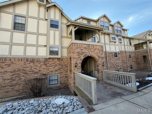 apt-d-2244 Canyonlands Dr, Maryland Heights, MO, 63043-4517 | Card Image