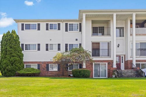 63-440 Baldwin Ave, Rochester, MI, 48307-2127 | Card Image