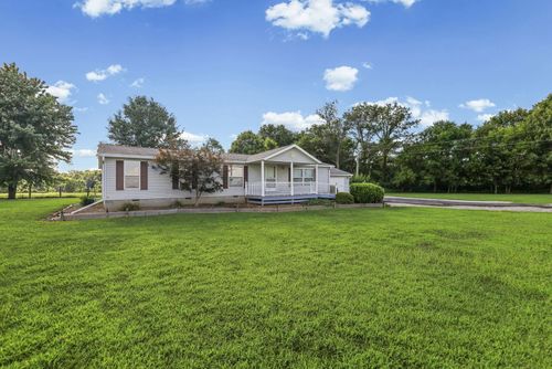 4581 Hotze Rd, Salem, IL, 62881-5201 | Card Image