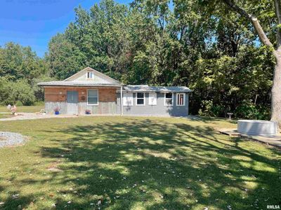 250 Lakeview Road, House other with 2 bedrooms, 1 bathrooms and null parking in Galatia IL | Image 1