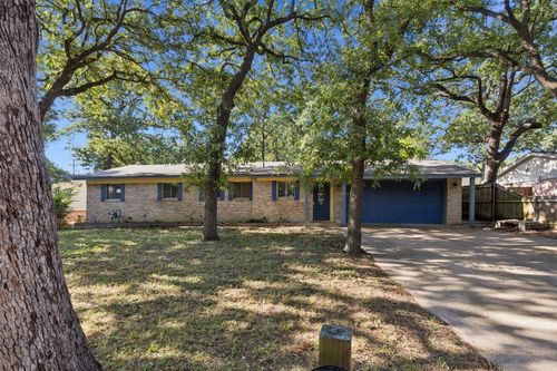1814 Dogwood Dr, Arlington, TX, 76012-4509 | Card Image