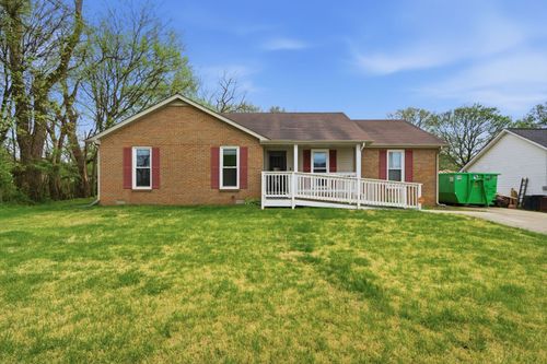 1718 Crestview Dr, Clarksville, TN, 37042-4599 | Card Image