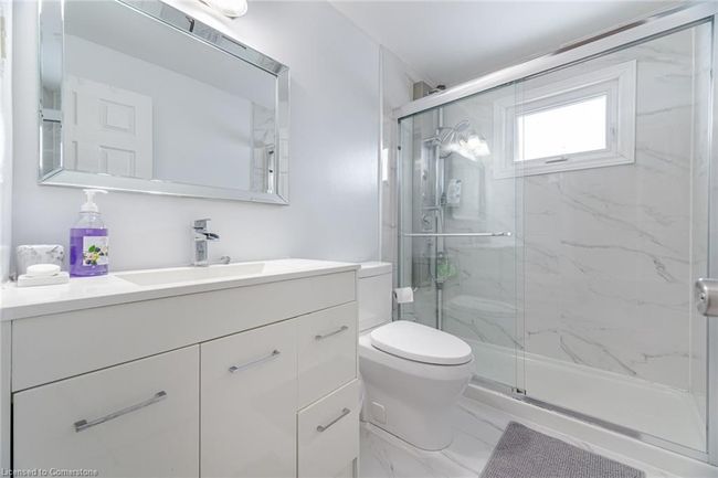 512 Pinetree Cres, House other with 3 bedrooms, 3 bathrooms and 4 parking in Cambridge ON | Image 36
