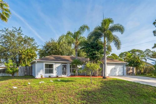 1062 Blossom Dr, Sebastian, FL, 32958-8212 | Card Image