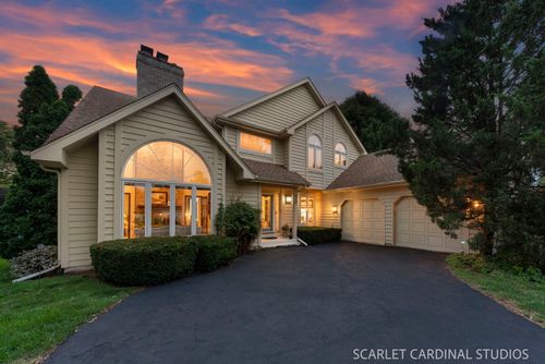 849 S River Rd, Naperville, IL, 60540-6384 | Card Image