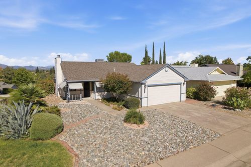 1508 Whistling Dr, Redding, CA, 96003-4522 | Card Image