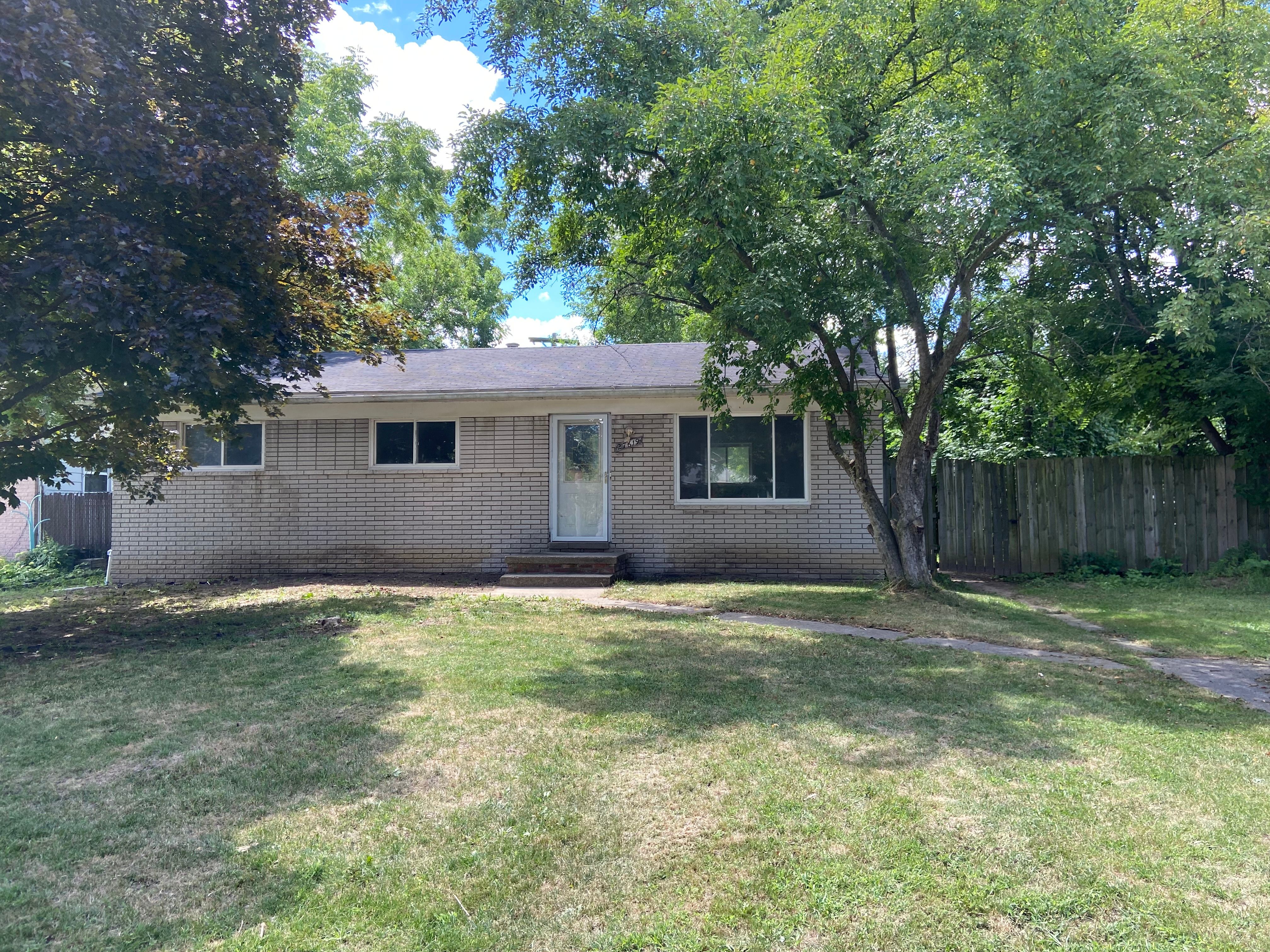 Shiawassee Rd, Farmington Hills, MI 48336