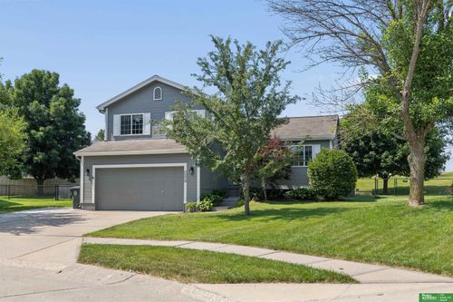 20919 Maple Circle, Gretna, NE, 68028 | Card Image