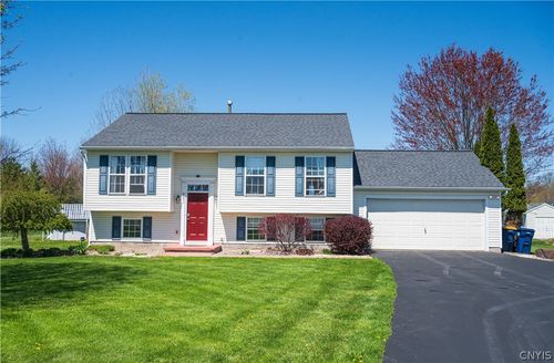 8891 Oneida Valley Rd, Canastota, NY, 13032-4420 | Card Image