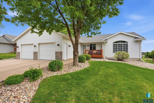 704 N Dubuque Ave Avenue, Sioux Falls, SD, 57110 | Card Image
