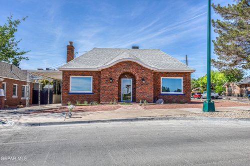 715 E Robinson Ave, El Paso, TX, 79902-2624 | Card Image