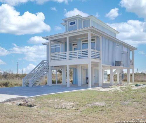 357 W Live Oak Ln, Rockport, TX, 78382-9337 | Card Image