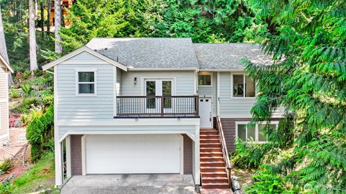 6 Lake Louise Dr, Bellingham, WA, 98229-2781 | Card Image