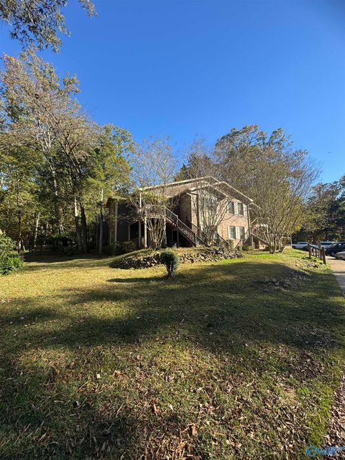 2137-2137 Belle Grove Dr Sw, Huntsville, AL, 35802-4475 | Card Image