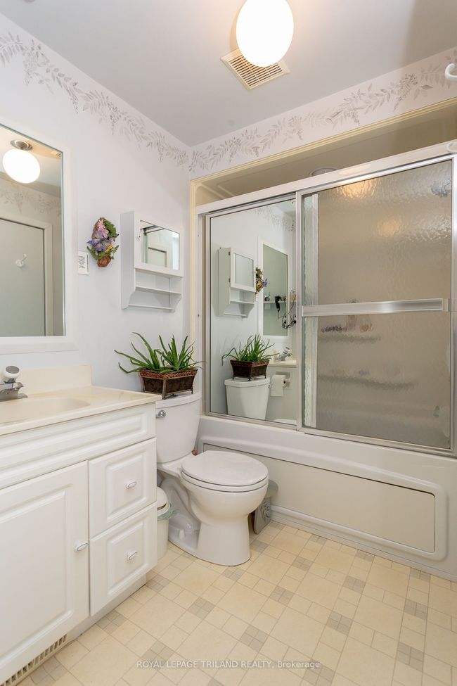 853 Avon Dr, House other with 3 bedrooms, 2 bathrooms and 10 parking in Malahide ON | Image 15