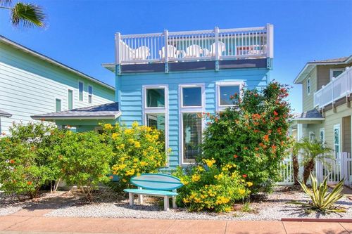 95-2525 11th St, Port Aransas, TX, 78373-6035 | Card Image