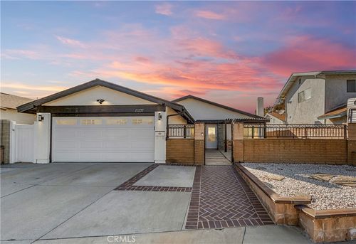 11537 Samoa St, Cypress, CA, 90630 | Card Image