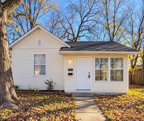 752 S Newton Avenue, Springfield, MO, 65806 | Card Image
