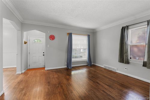 15460 Fielding St, Detroit, MI, 48223-1619 | Card Image