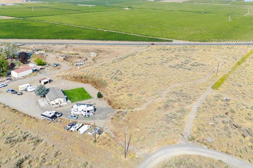 24617 E Sr 224, Benton City, WA, 99320-7539 | Card Image