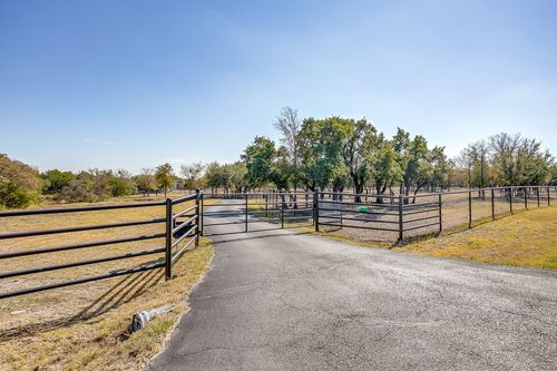 357 Wood Lake Rd, Aledo, TX, 76008-4666 | Card Image
