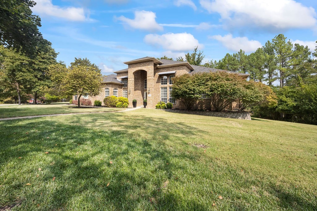 Sun Ridge Cir, Rogers, AR 72756