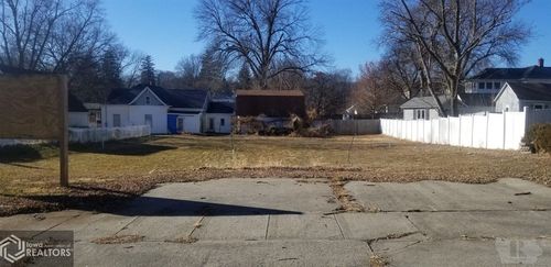 106 N 18th St, Clarinda, IA, 51632-1506 | Card Image